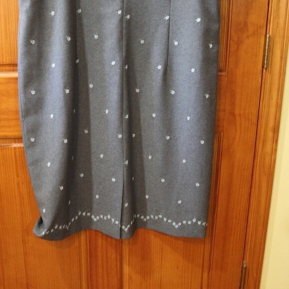 Talbots Gray Embroidered Floral Shift Dress Plus Size 20W Elegant Flowy Chic - Picture 3 of 16